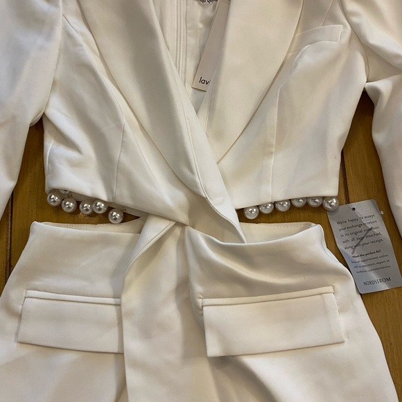 Lavish Alice cut-out detail blazer dress with pearl trim lined New size 0 - Picture 7 of 16